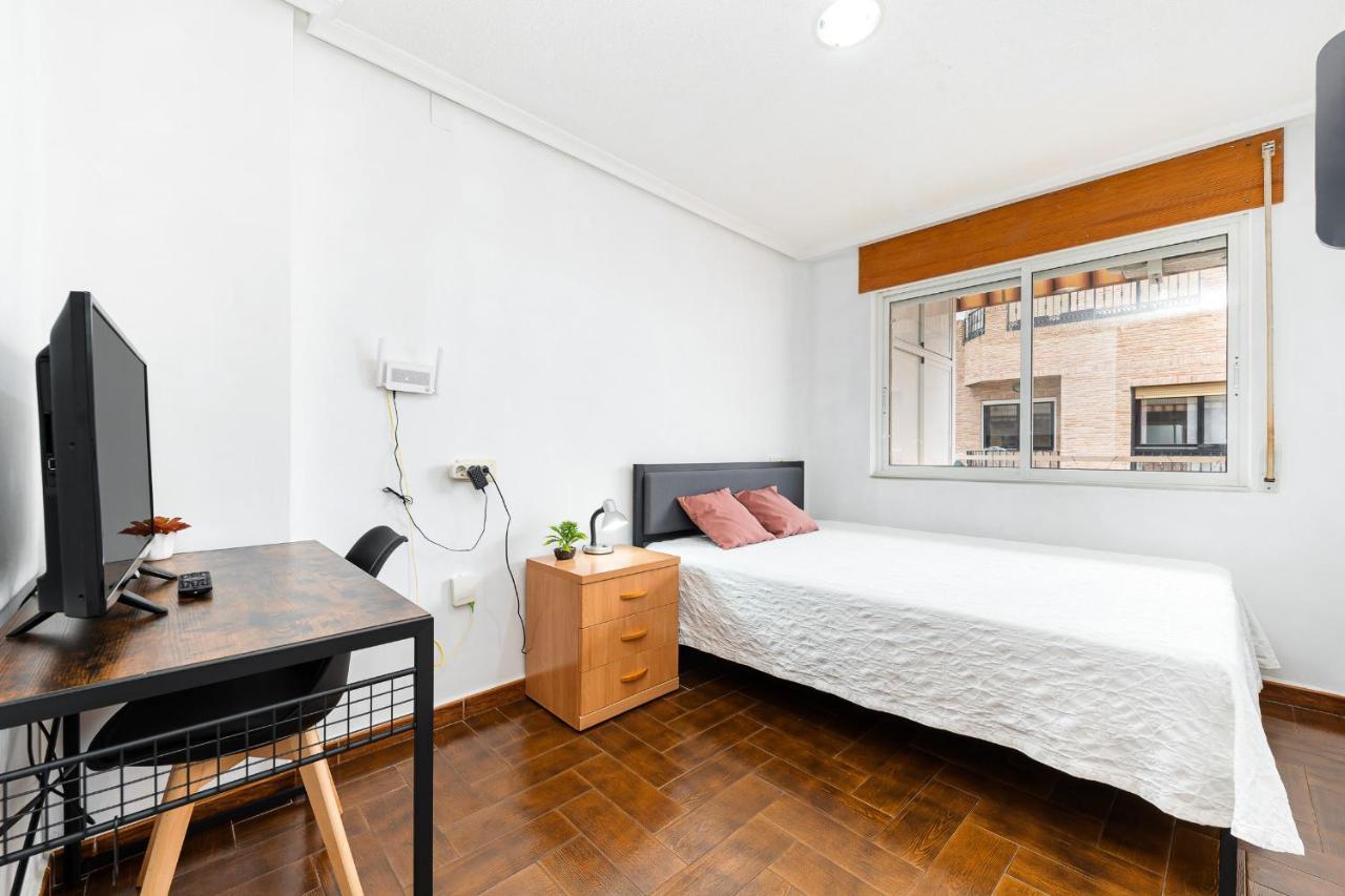 Apartamento Centrico Blasco Ibanez Torrevieja Luaran gambar