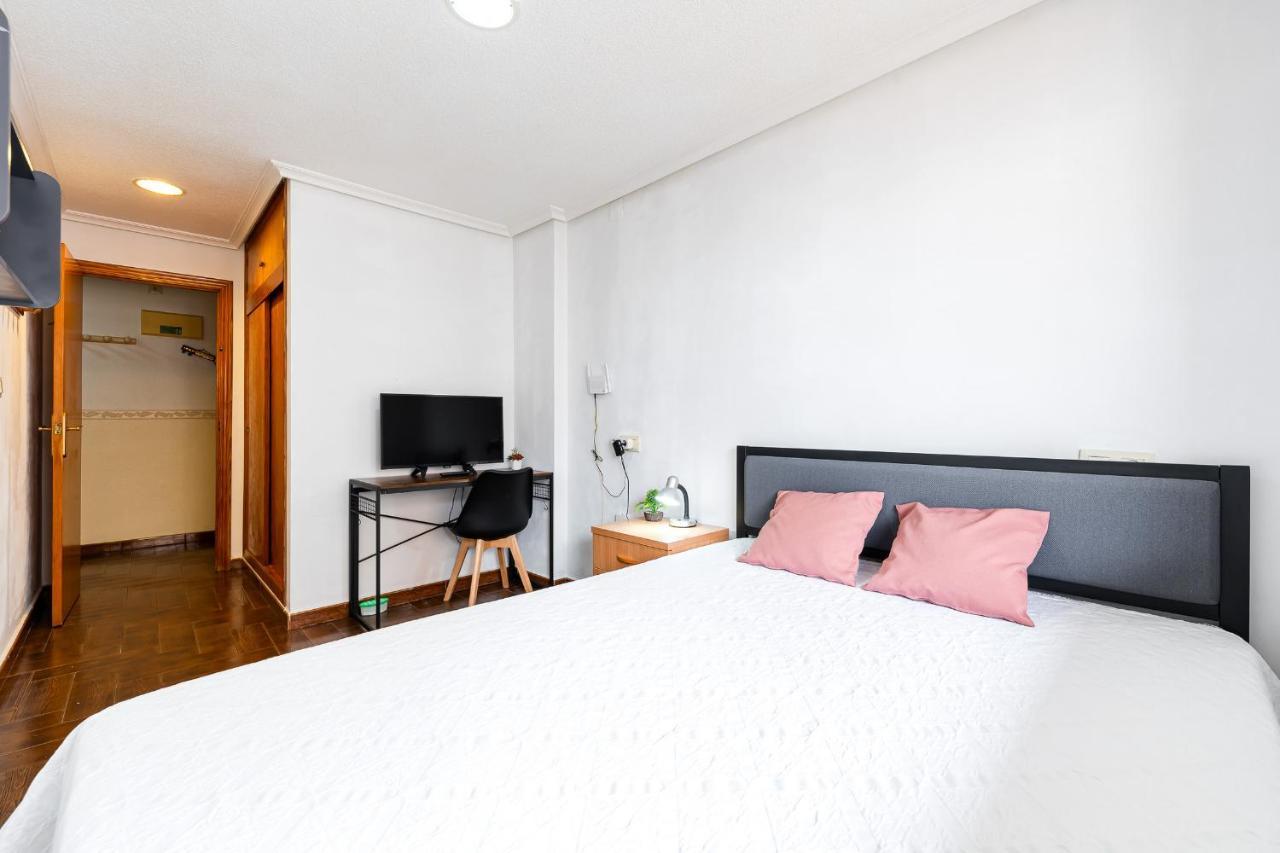 Apartamento Centrico Blasco Ibanez Torrevieja Luaran gambar